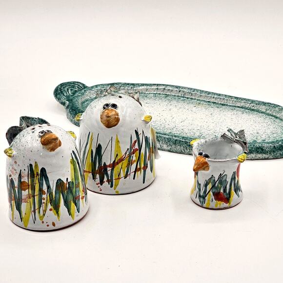Whimsical Hand Painted Bird Salt & Pepper Shakers & Caddy Pottery Kitchen Decor - Picture 5 of 10
